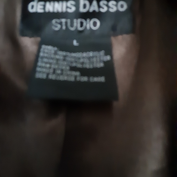 Fur Coat - Picture 3 of 3